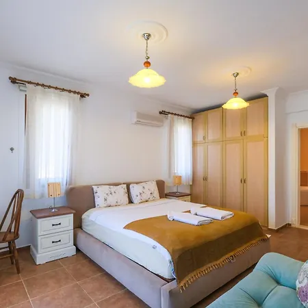 Uezuemlue Evleri Bed and Breakfast *
