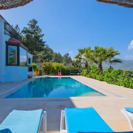 Bed and Breakfast Uezuemlue Evleri Φετιγιέ