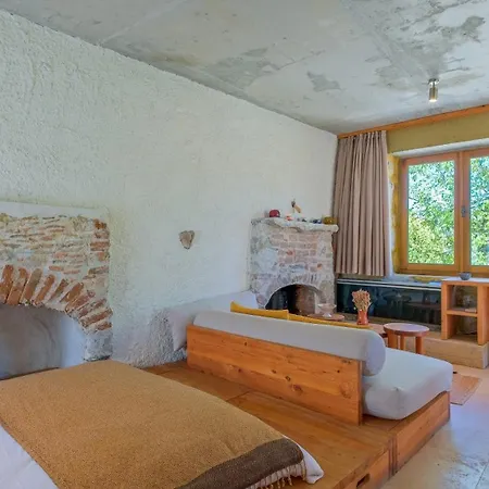 Uezuemlue Evleri Bed and Breakfast