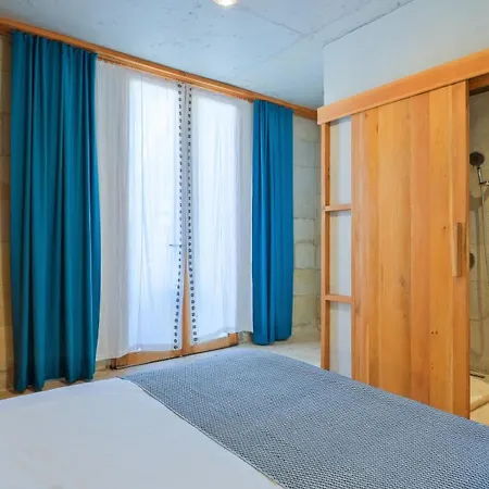 Uezuemlue Evleri Bed and Breakfast *